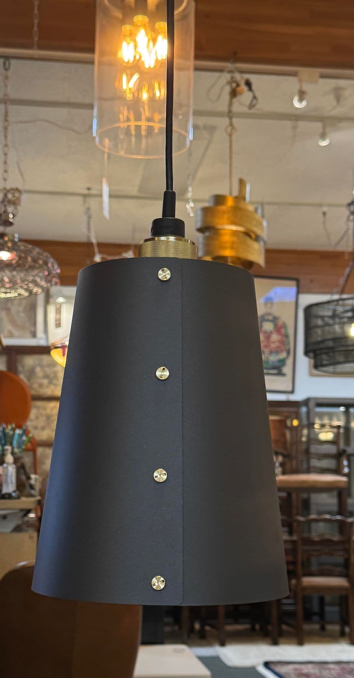 Buster & Punch Pendant - Thumbnail 3