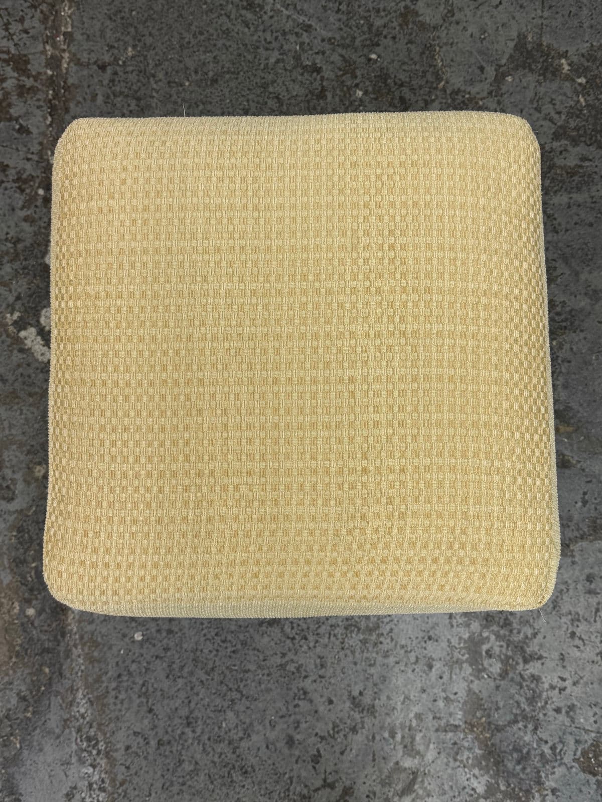 Ballard Designs Goldenrod Ottoman - Thumbnail 6