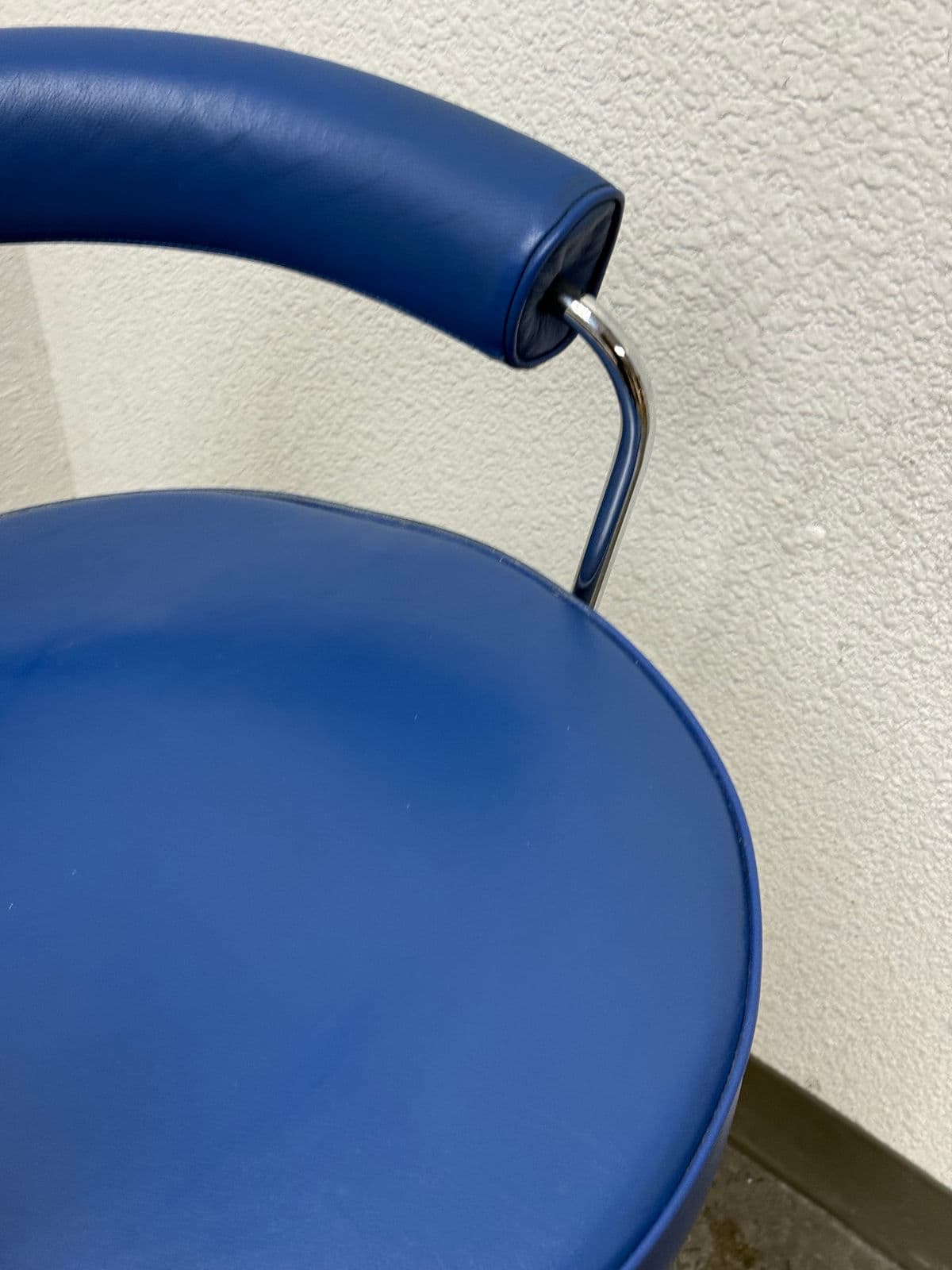 Circa 1970's Le Corbusier Style Bar Stool - Thumbnail 8