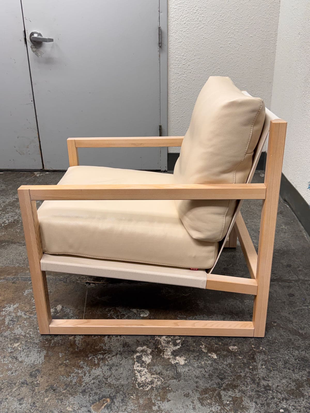 Eq3 Chiara Lounge Leather Chair - Thumbnail 4