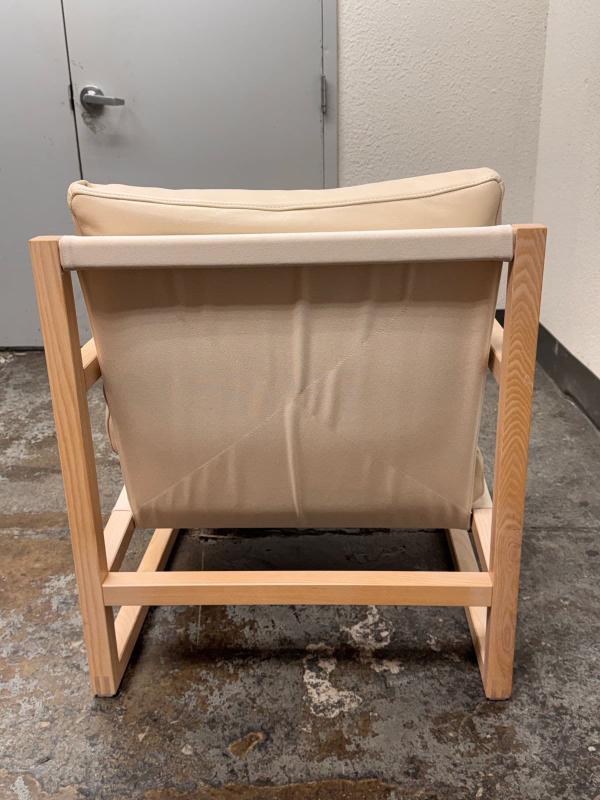 Eq3 Chiara Lounge Leather Chair - Thumbnail 5