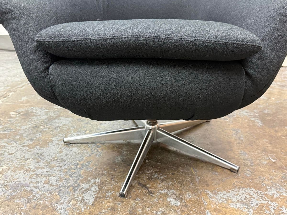 Vintage Mid Century Modern Swivel Chair - Thumbnail 10