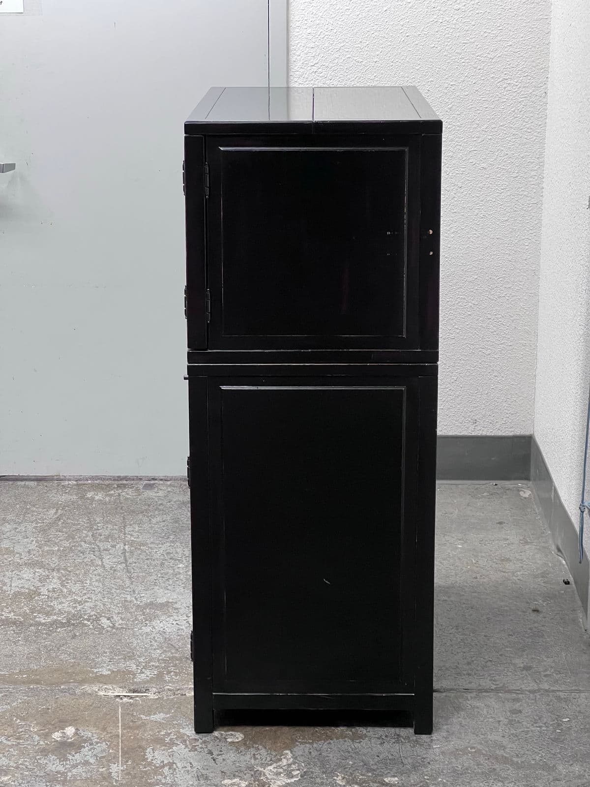 Pottery Barn Clyde Bar Cabinet - Thumbnail 7