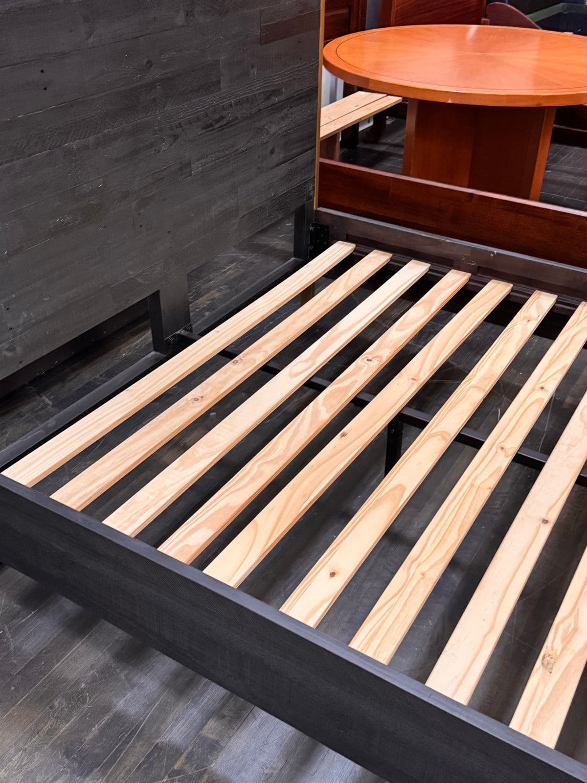 Queen Size Zin Home Elle Brass Bed Frame - Thumbnail 7