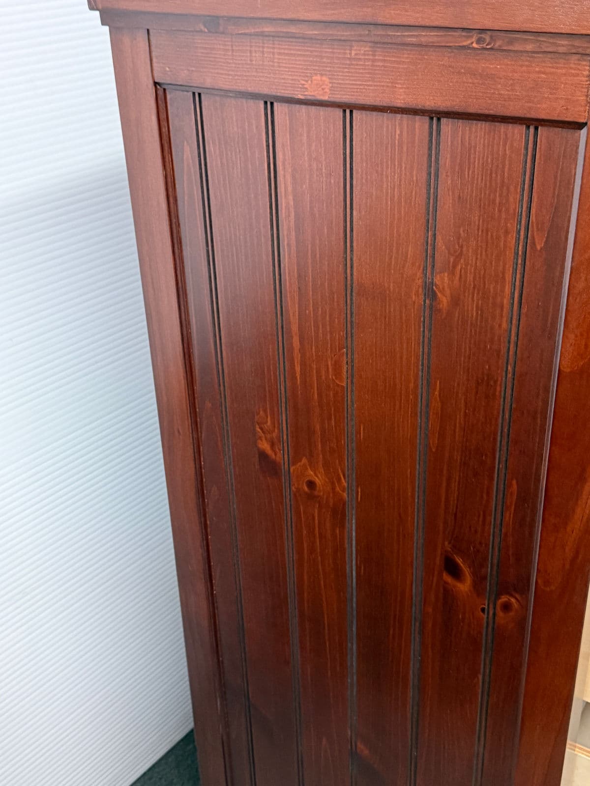 Pottery Barn Teen Beadboard Dresser - Thumbnail 5