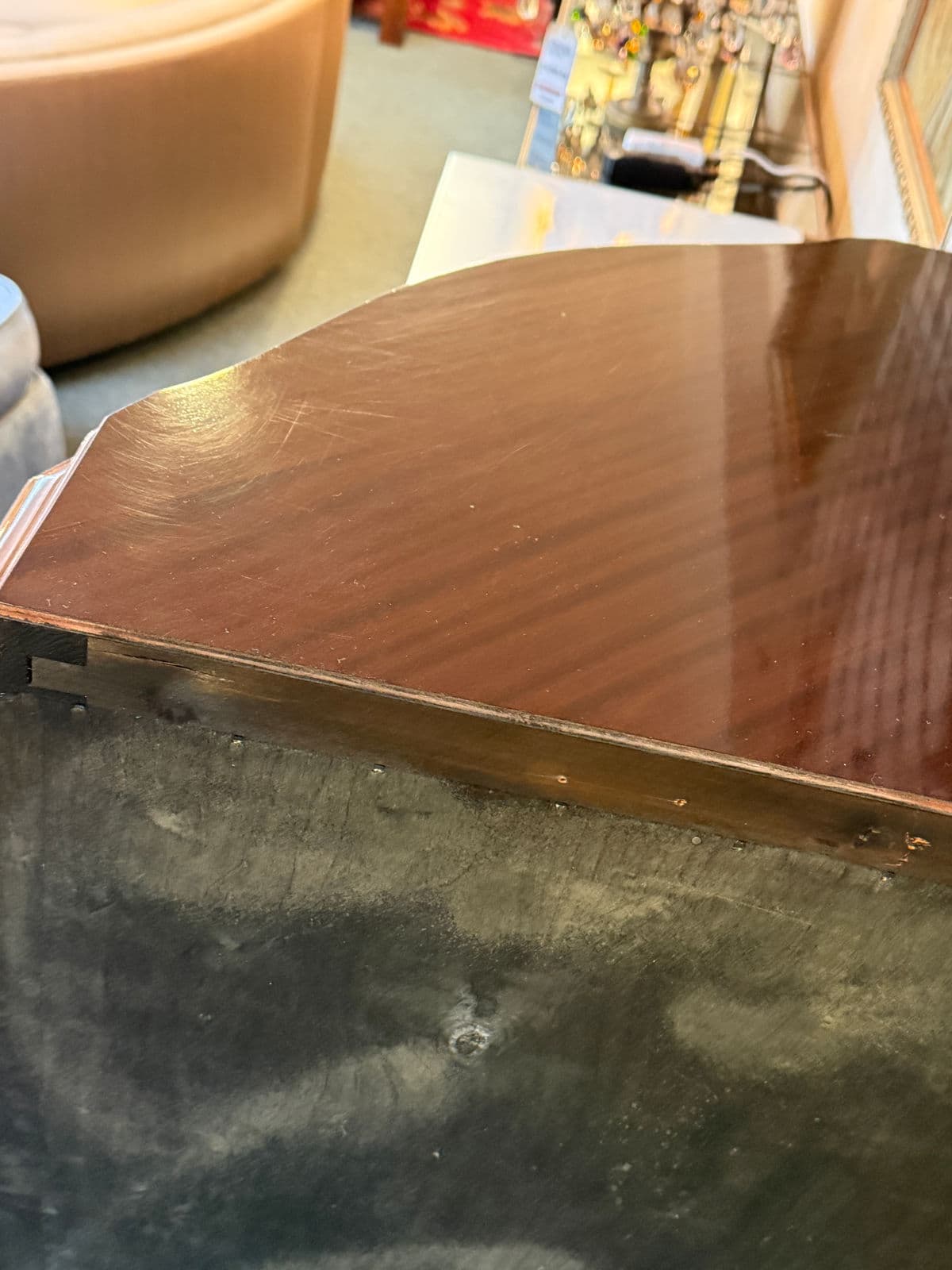 French Style Bow Front Corner Cabinet - Thumbnail 6