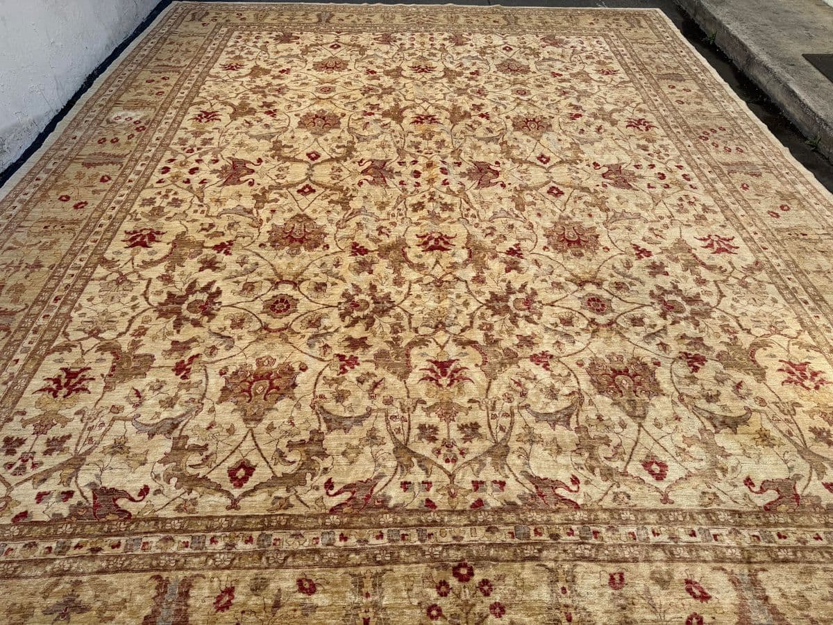 13ft 1in X 16ft 3in Pakistani Bidjar Wool + Silk Area Rug - Thumbnail 4