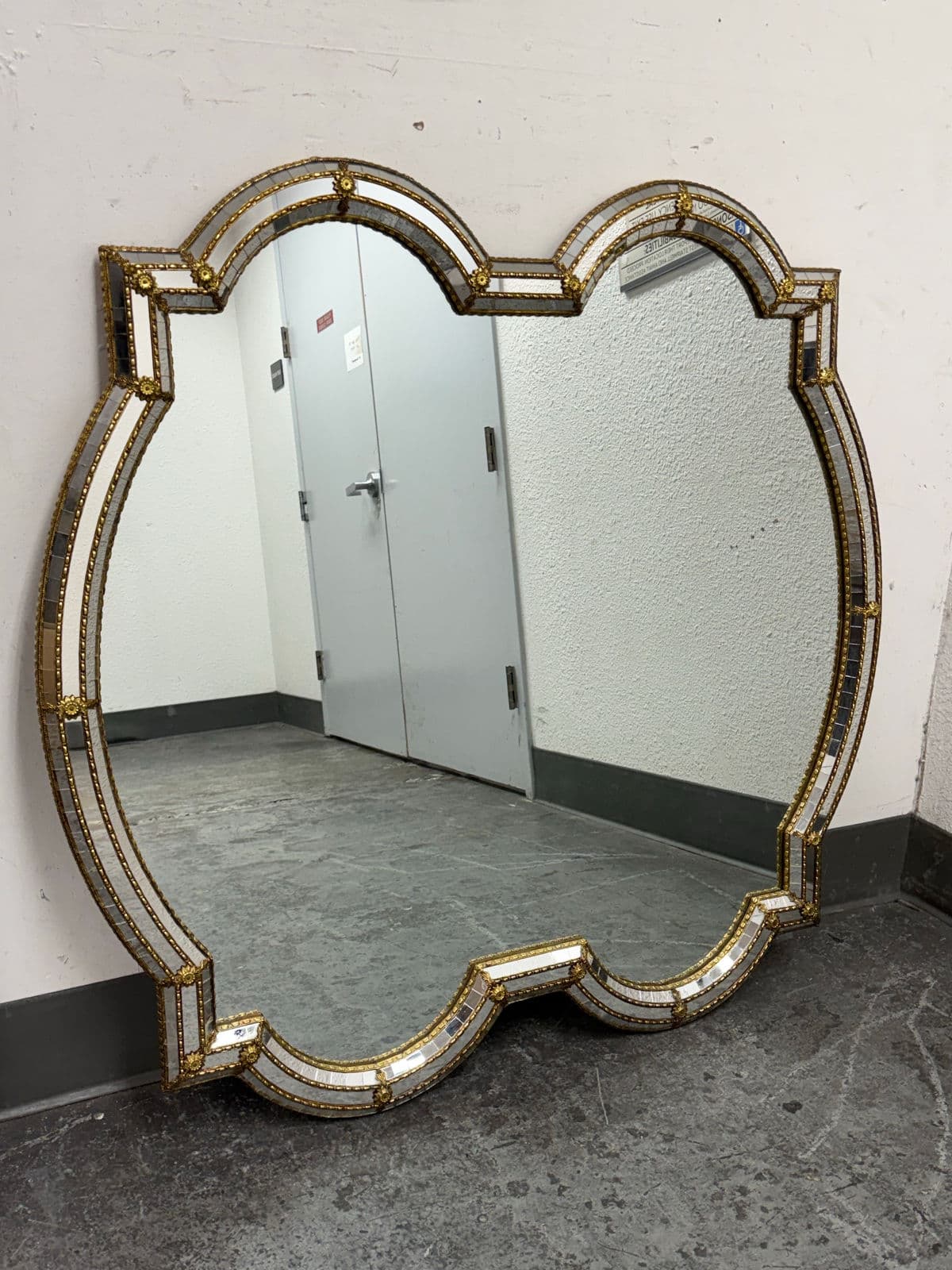 Vintage Spanish Hollywood Regency Wall Mirror - Thumbnail 4