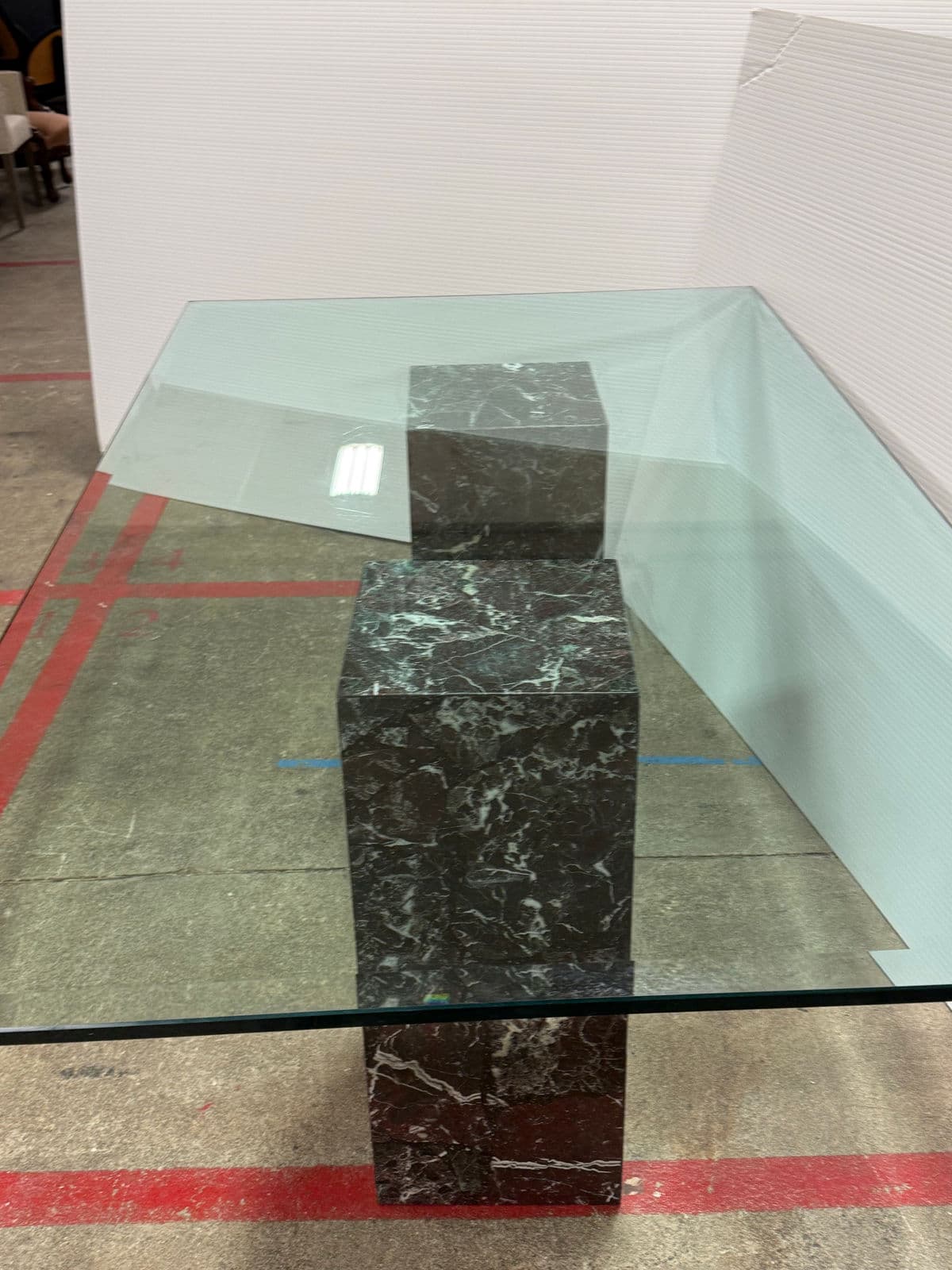 Vintage Faux Marble With Tempered Glass Dining Table - Thumbnail 10