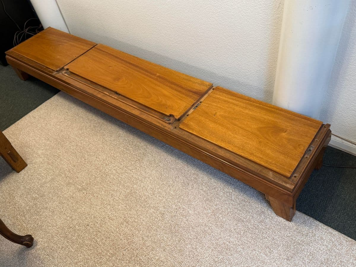 Mid 20th Century Linen Press/Armoire - Thumbnail 9