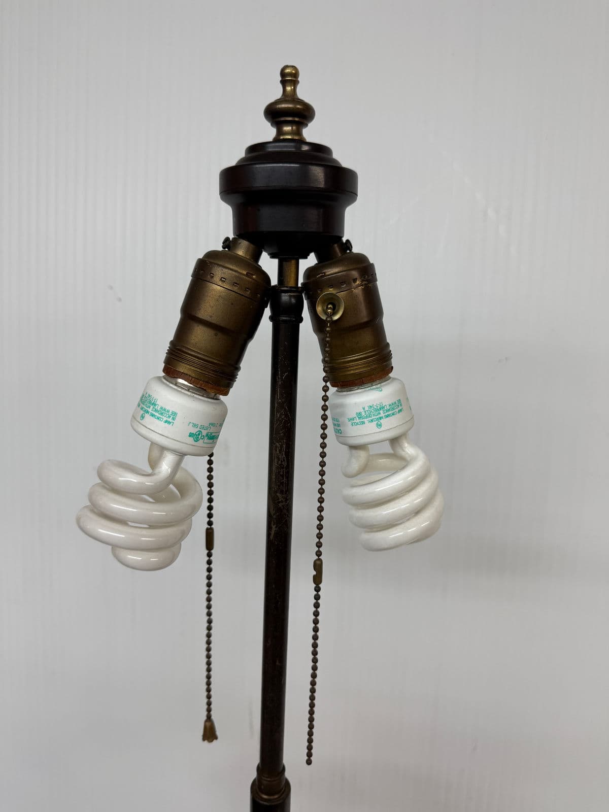 Mid 20th Century Carved Column Table Lamp - Thumbnail 4