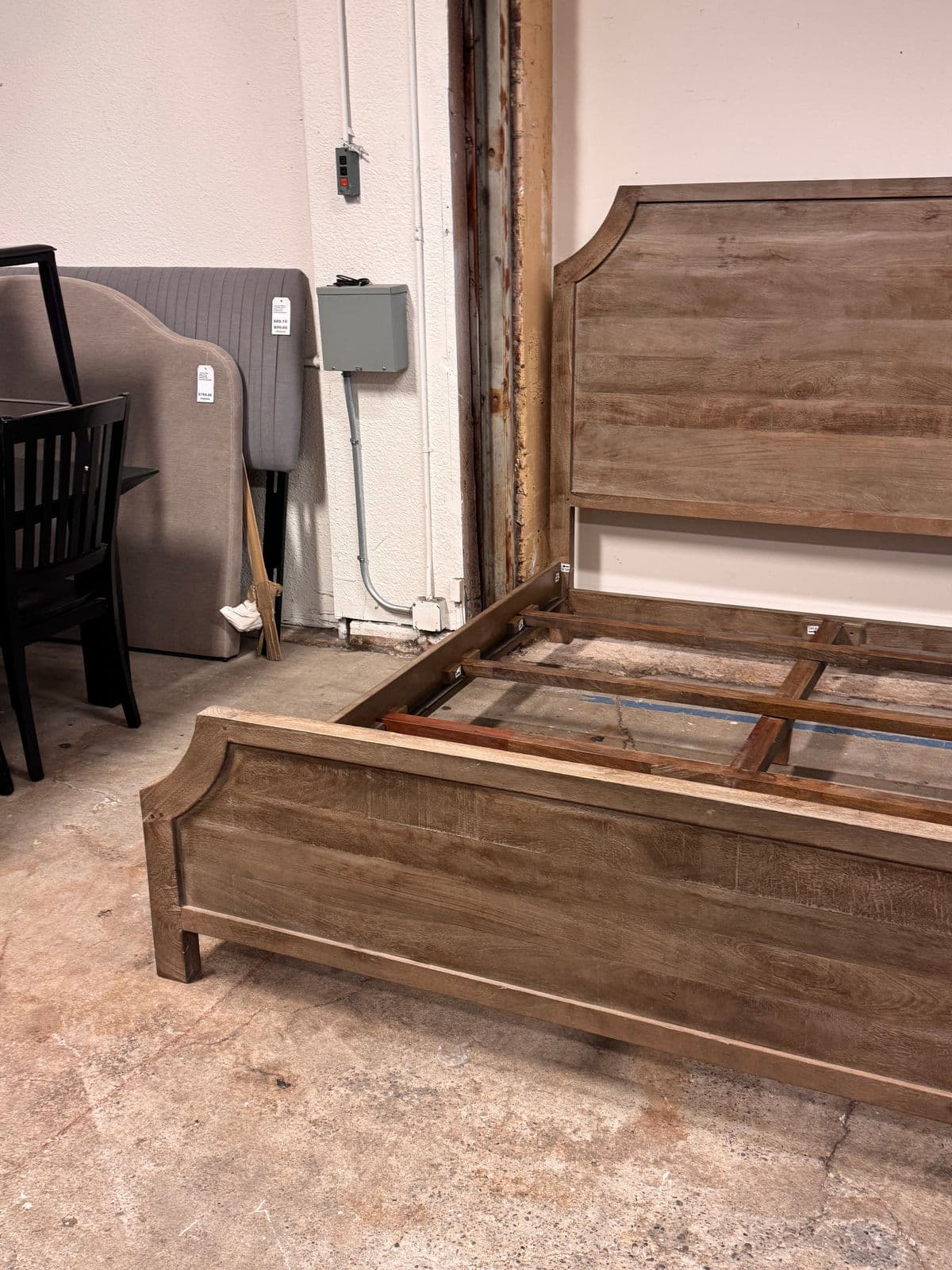 California King Zin Home Amelie Wood Bed Frame - Thumbnail 5