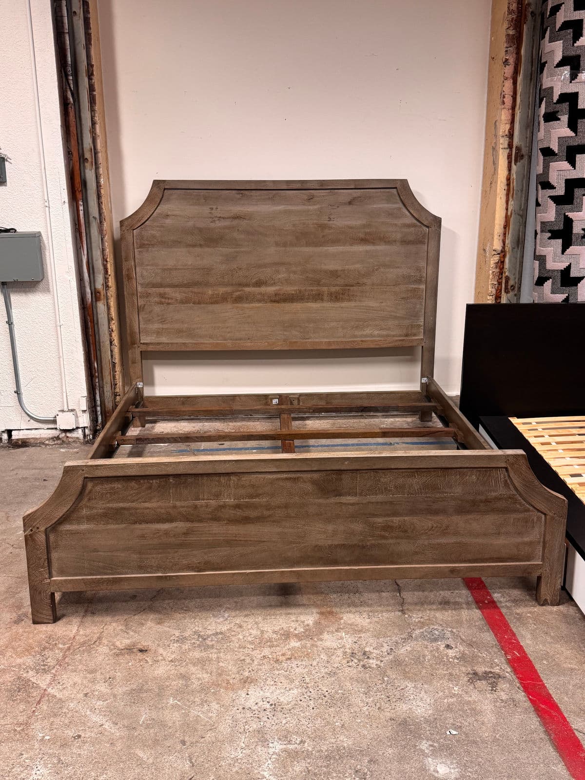 California King Zin Home Amelie Wood Bed Frame - Thumbnail 9