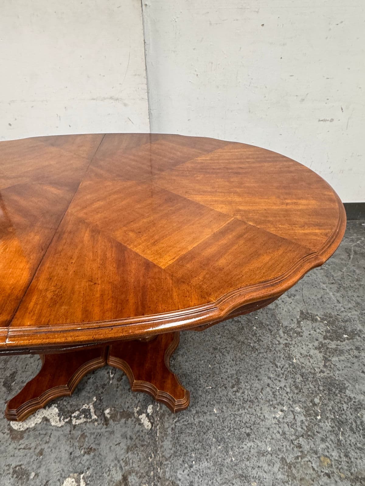 Double Pedestal Extension Dining Table - Thumbnail 9