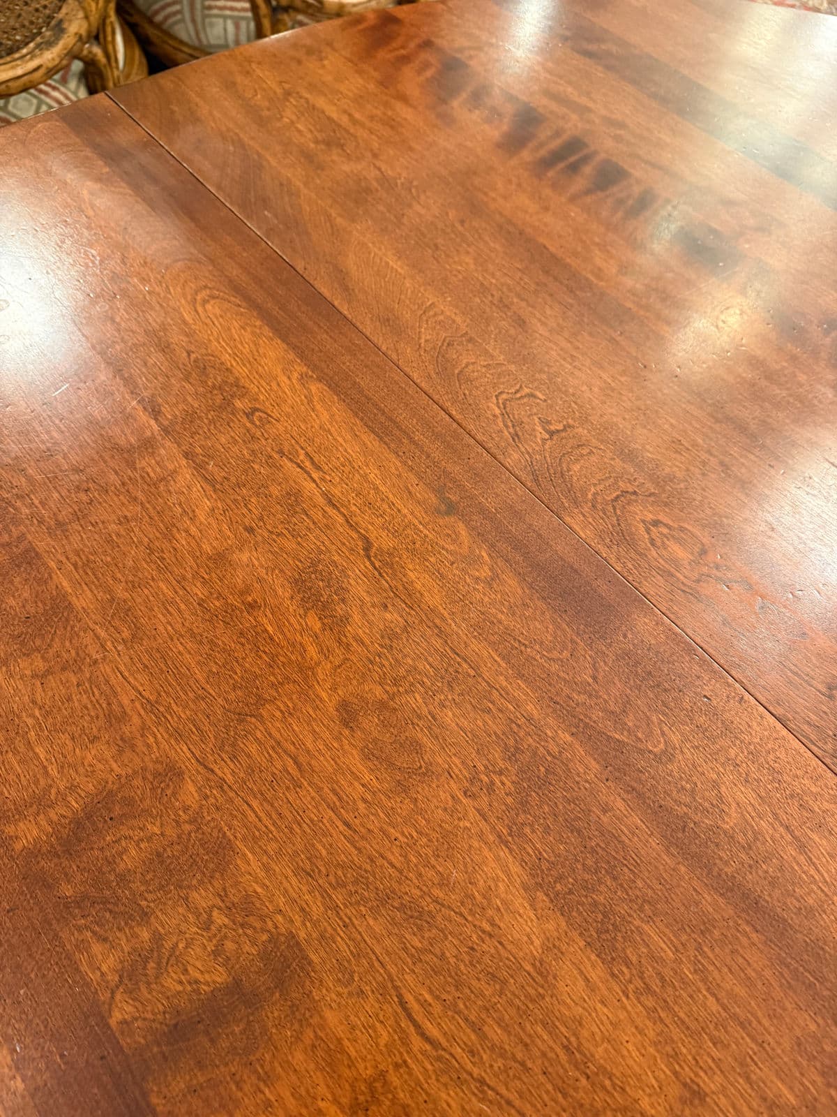 Traditional Queen Anne Style Oval Extension Dining Table - Thumbnail 12