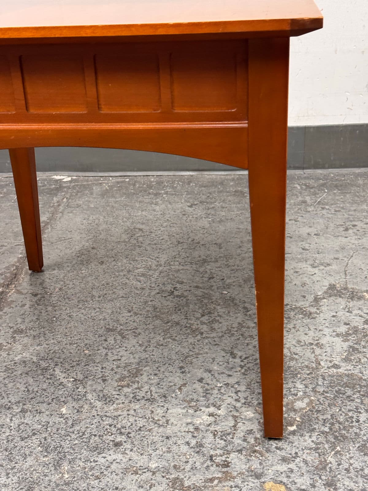 Circa 1999 Impressions by Thomasville Bridges Collection Side Table - Thumbnail 12