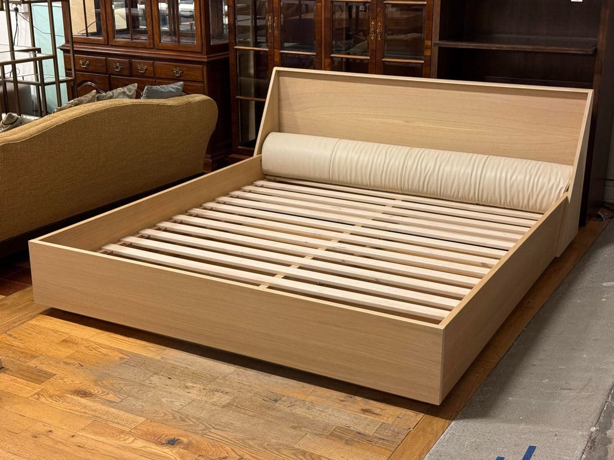 California King Bespoke Natural Oak Wood Platform Bed Frame - Thumbnail 3