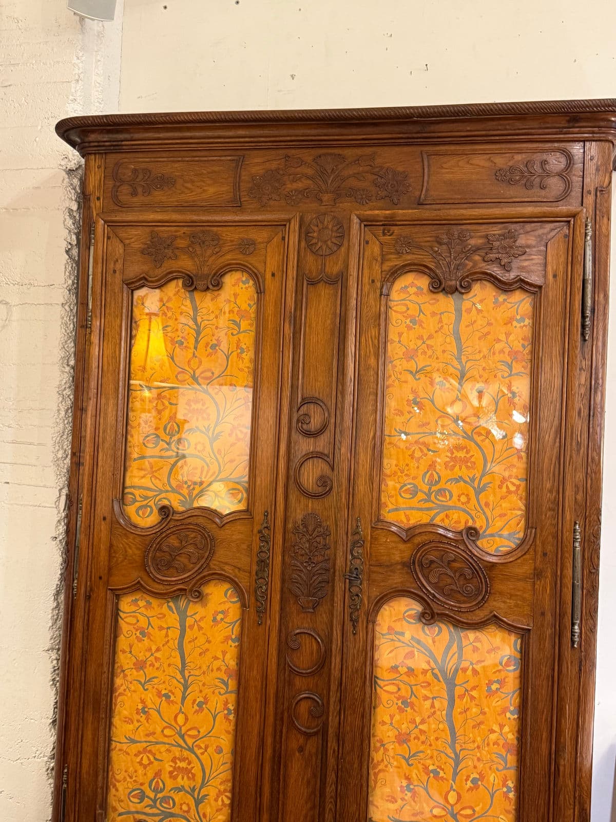 19th Century French Provincial Louis XV Armoire - Thumbnail 7