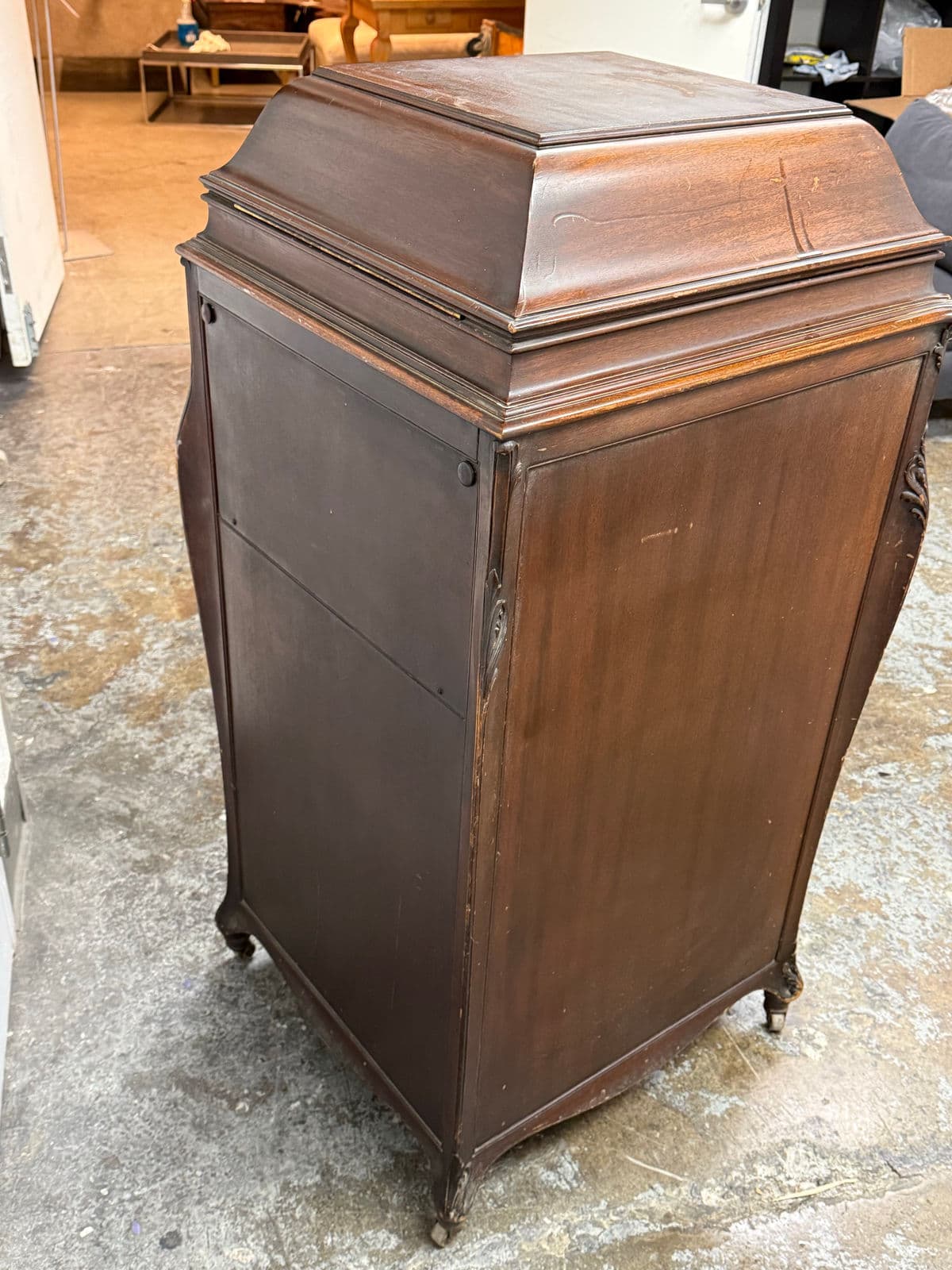 Antique Victor Victrola XVI Phonograph - Thumbnail 5