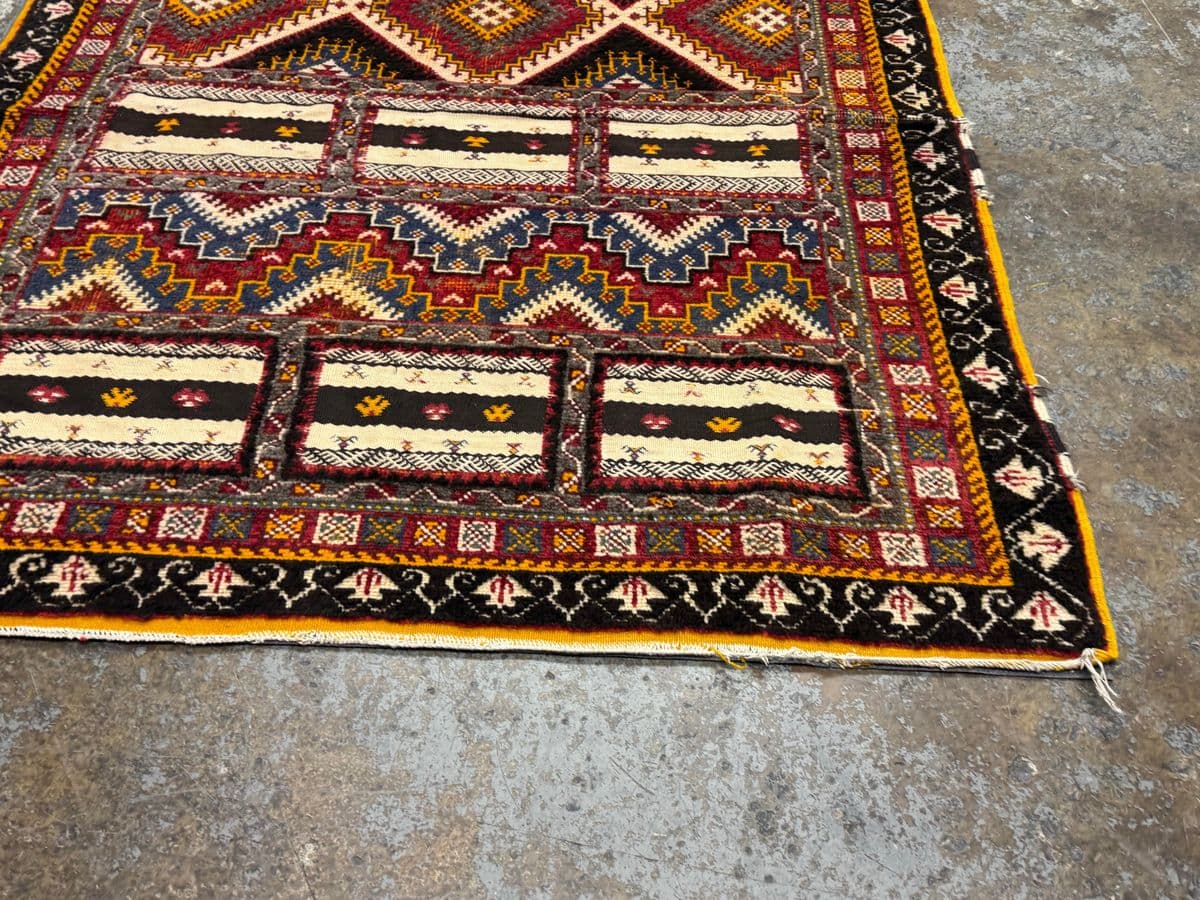 5ft 5in X 9ft Taznakht Berber Flat Weave Area Rug - Thumbnail 7