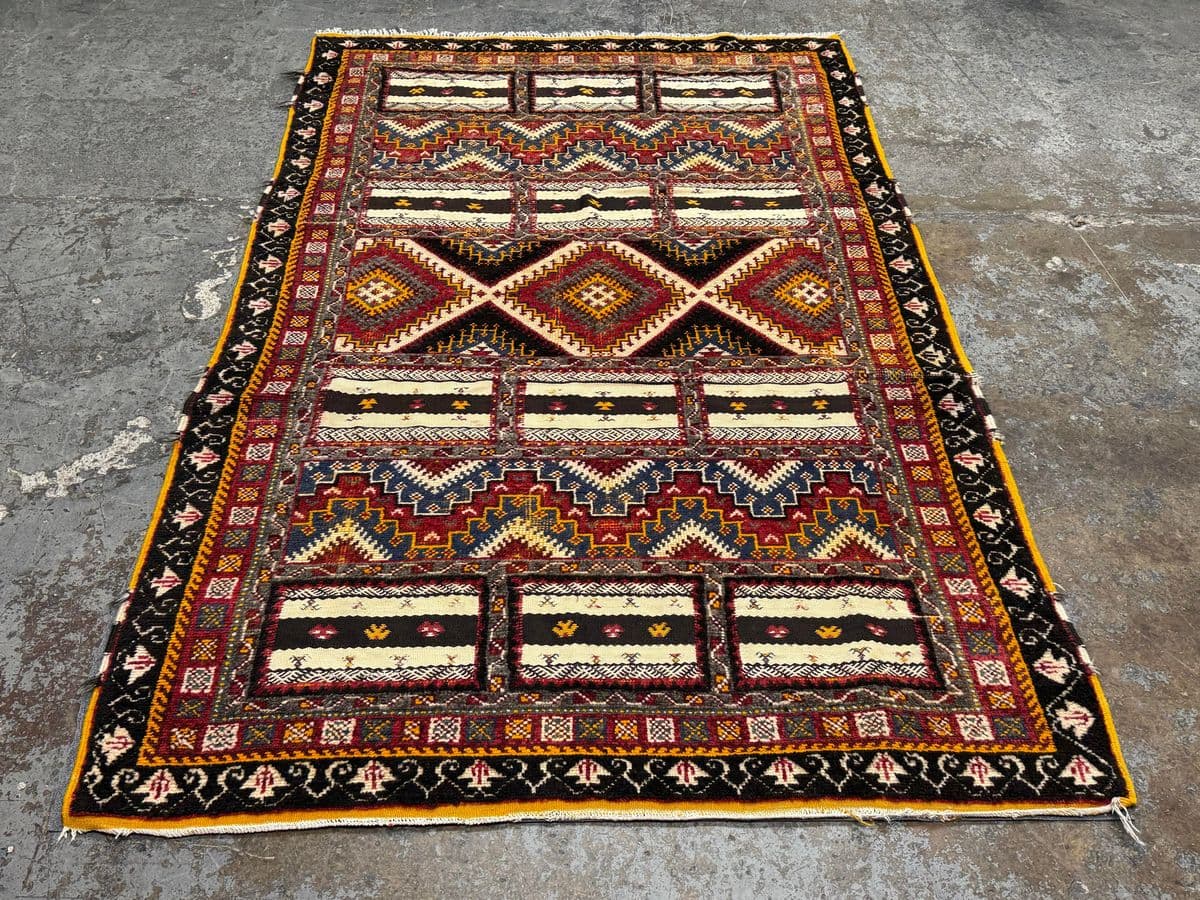 5ft 5in X 9ft Taznakht Berber Flat Weave Area Rug - Thumbnail 12