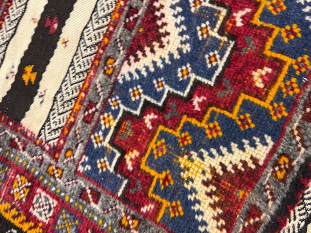 5ft 5in X 9ft Taznakht Berber Flat Weave Area Rug - Thumbnail 6