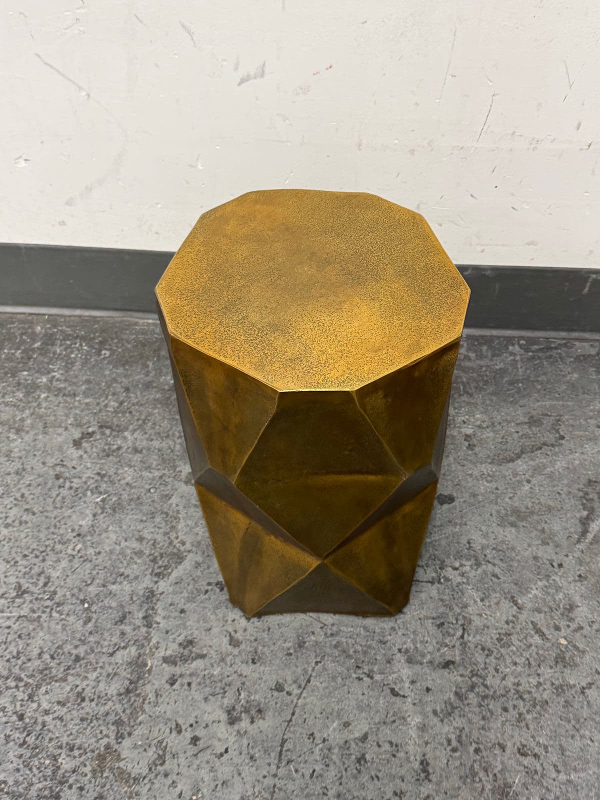 Moe's Home Quintus Accent Table - Thumbnail 3