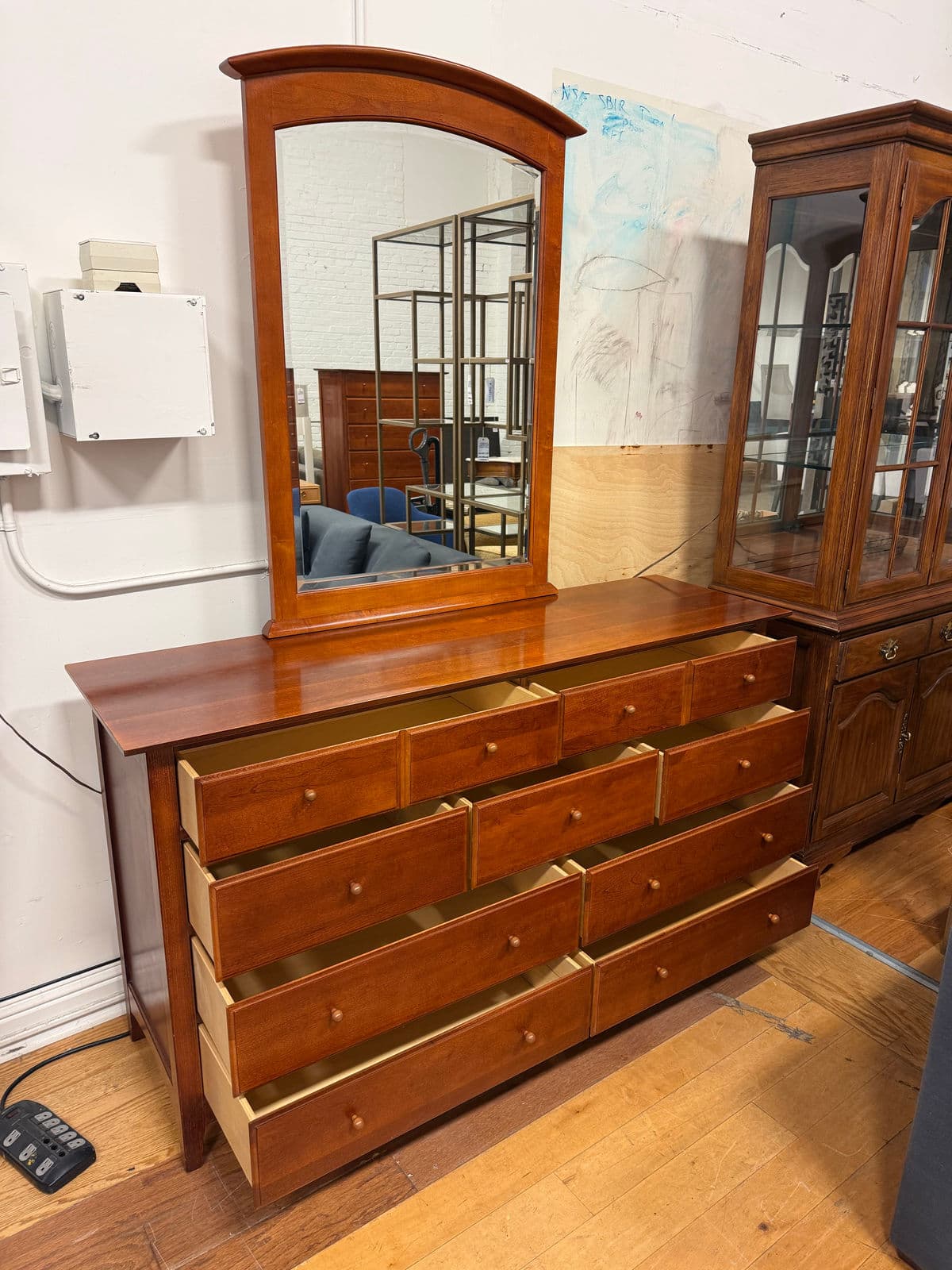 Circa 1999 Impressions by Thomasville Bridges Collection Dresser + Mirror - Thumbnail 9