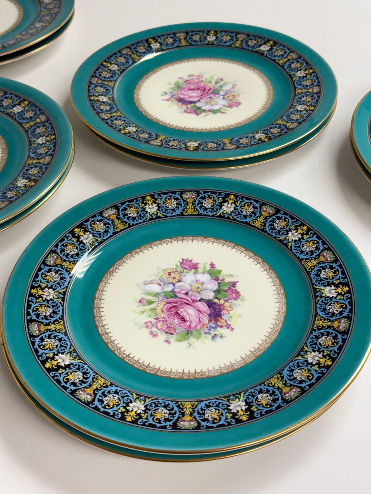 Circa 1980's Bavarian Porcelain Dinner Plates, Set of Twelve - Thumbnail 8