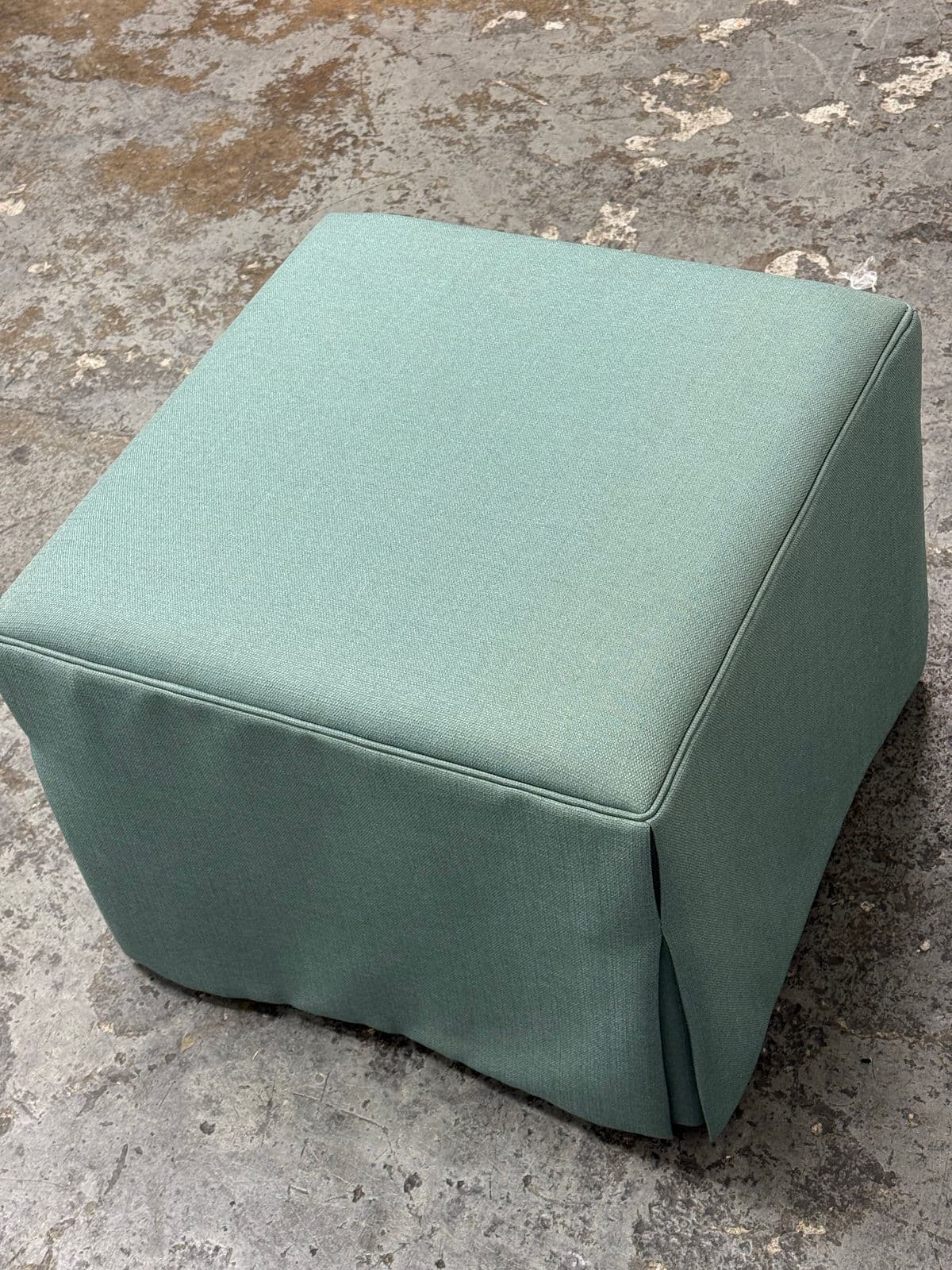 Hickory Chair Cocktail Ottoman - Thumbnail 7