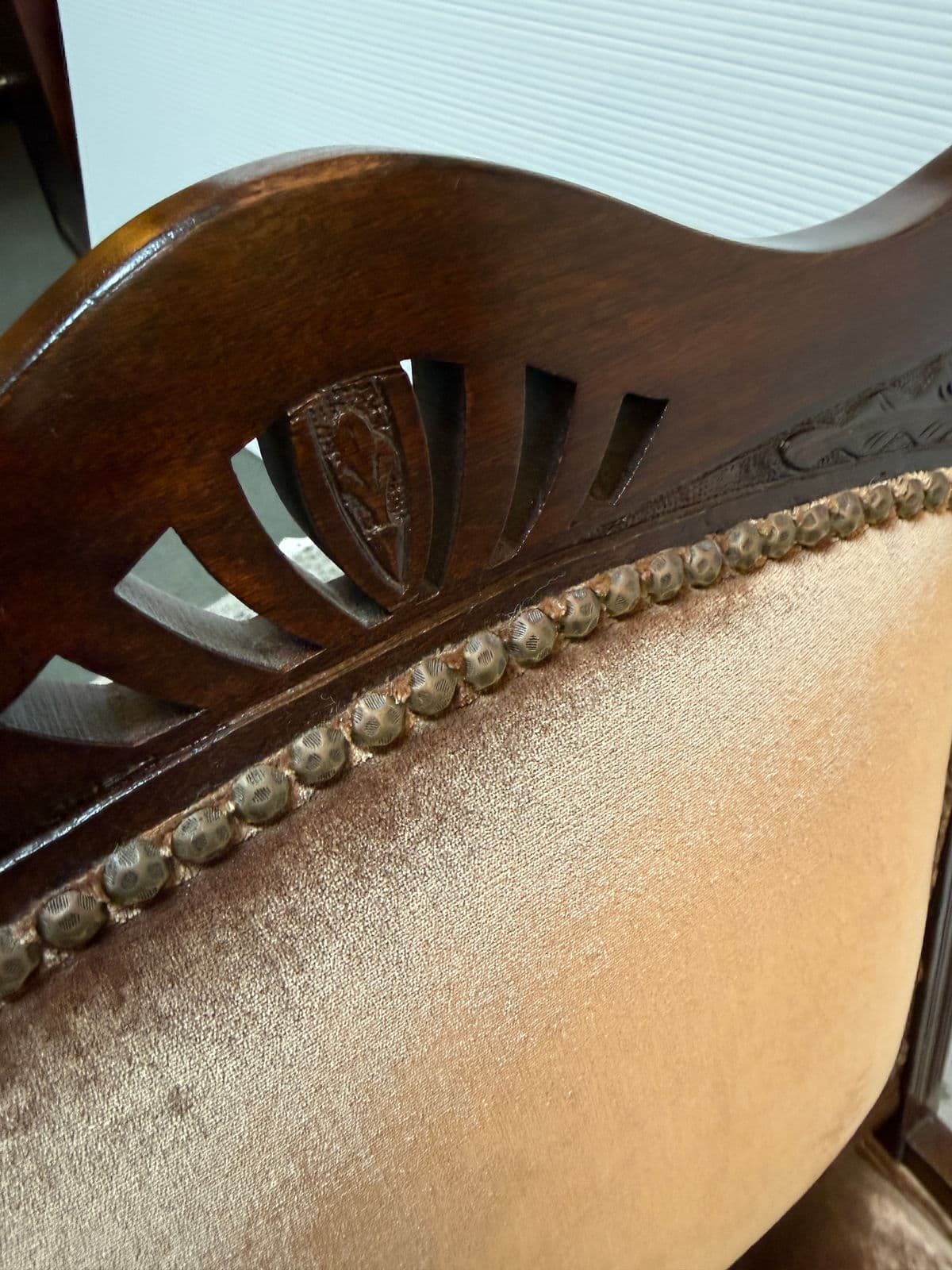 Victorian Eastlake Velvet Chair - Thumbnail 6