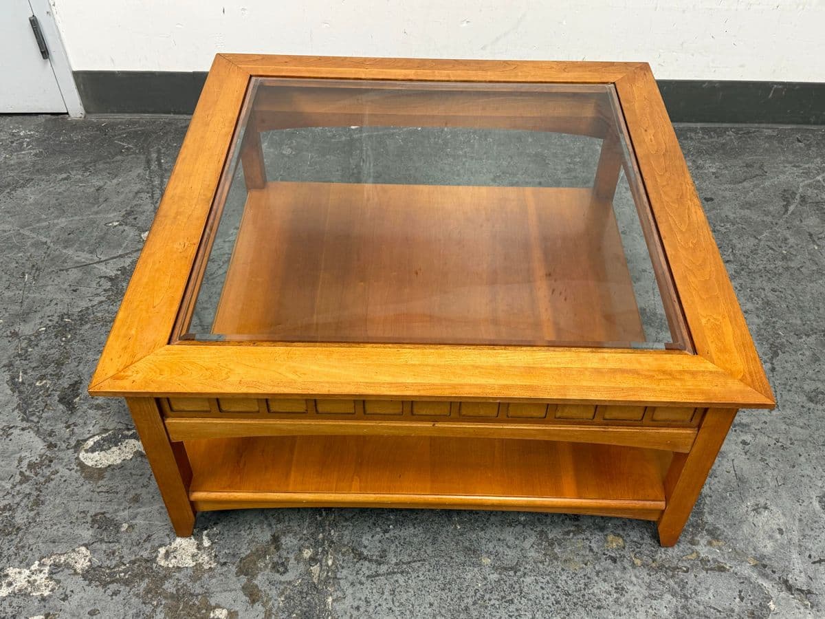 Circa 1999 Impressions by Thomasville Bridges Collection Coffee Table - Thumbnail 3