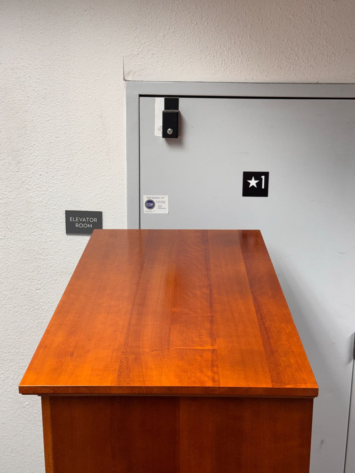 Circa 1999 Impressions by Thomasville Bridges Collection Armoire - Thumbnail 9