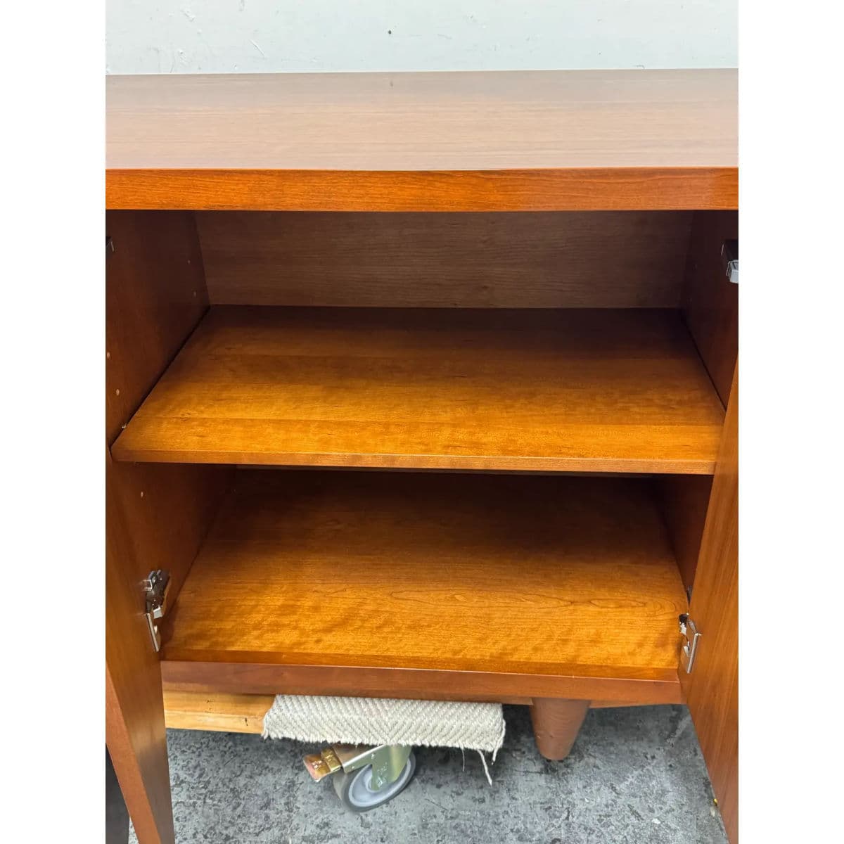 Knowlton Brothers Avenue Credenza - Thumbnail 6