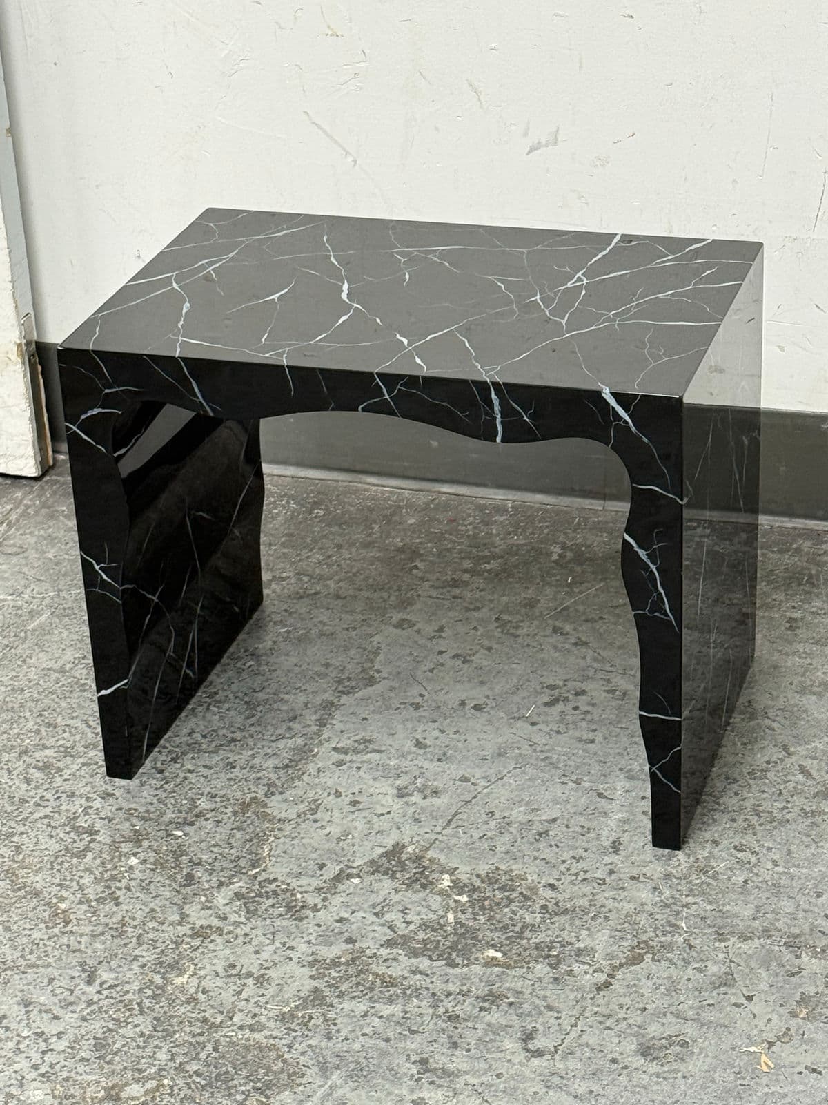Made Goods Foster Faux Marble Lacquered Bench/Side Table - Thumbnail 13