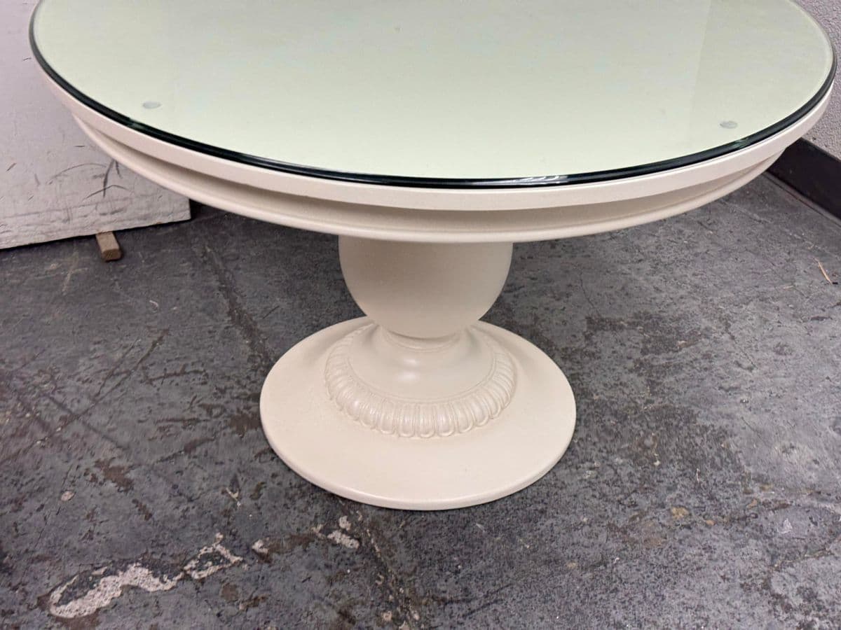 48 Inch Ave Home Charlotte Pedestal Table - Thumbnail 8