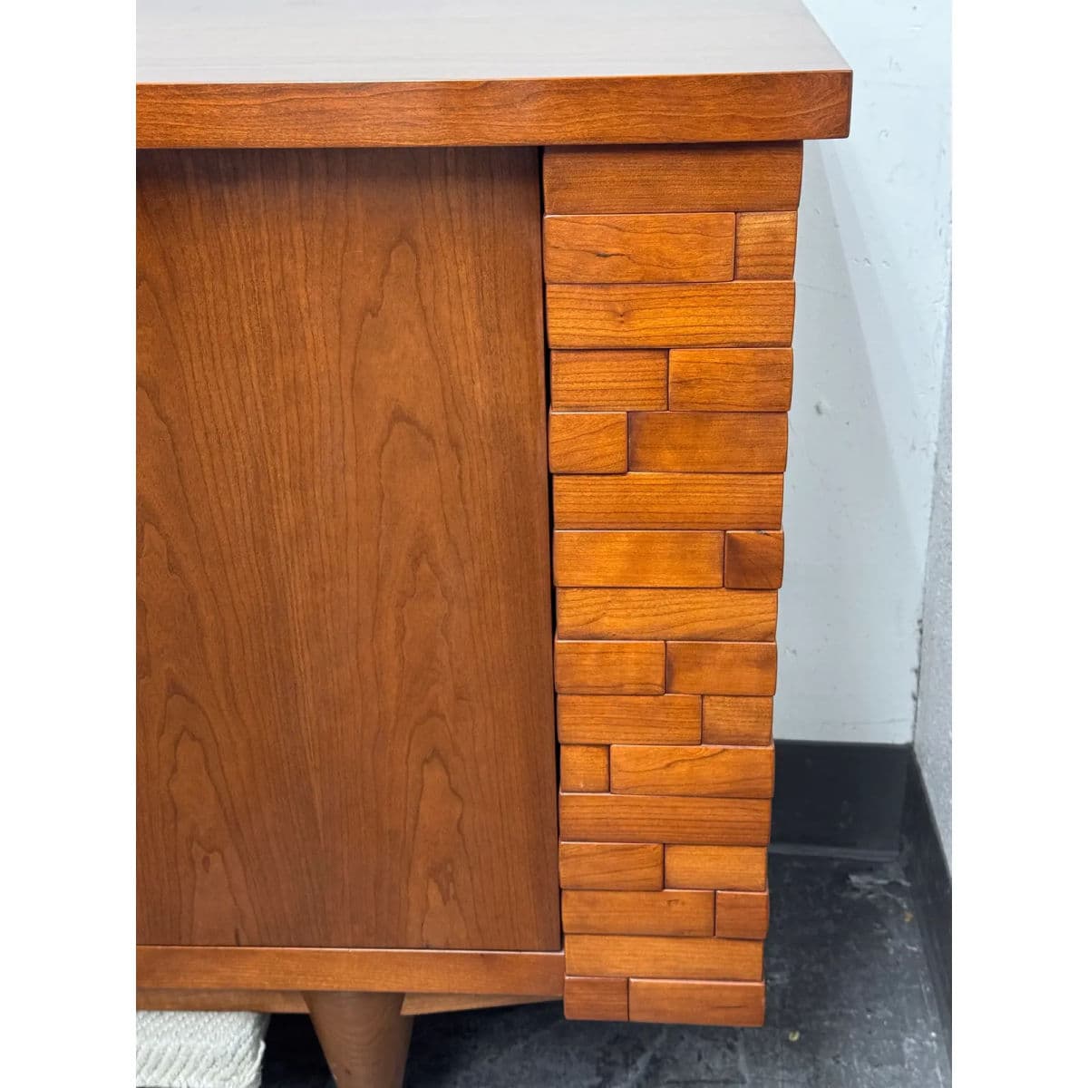 Knowlton Brothers Avenue Credenza - Thumbnail 10