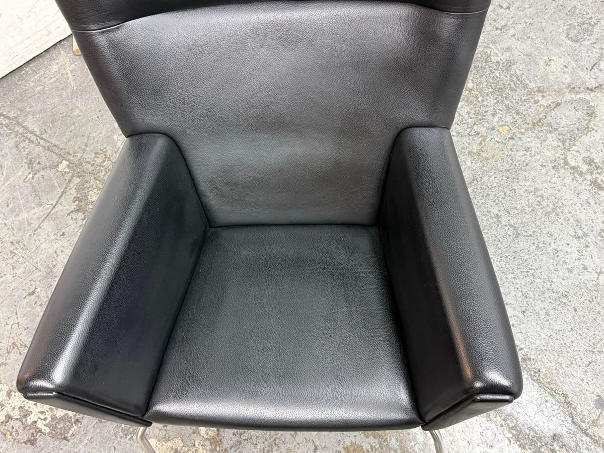 Hans Wegner for Carl Hansen & Son Thor Lounge Chair + Ottoman, Set - Thumbnail 11