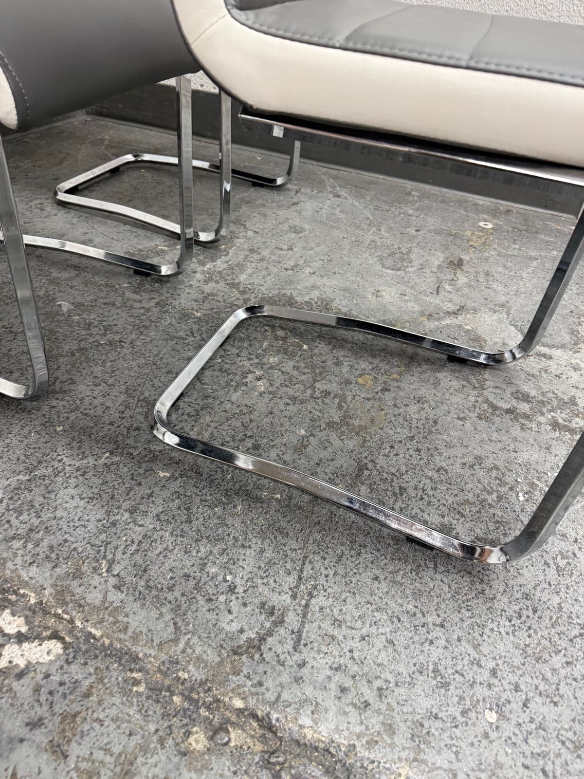 Symphony Cantilever Dining Chairs, Set of Four - Thumbnail 3