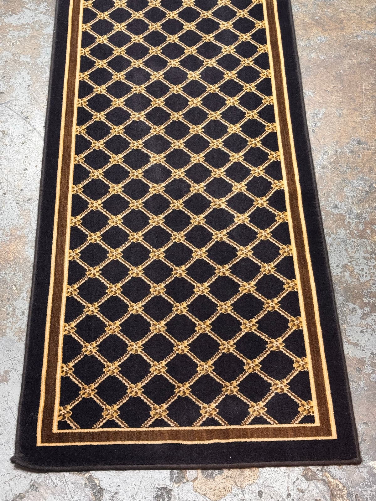 2ft 7in × 9ft 6in Karastan Wool Runner Rug - Thumbnail 12