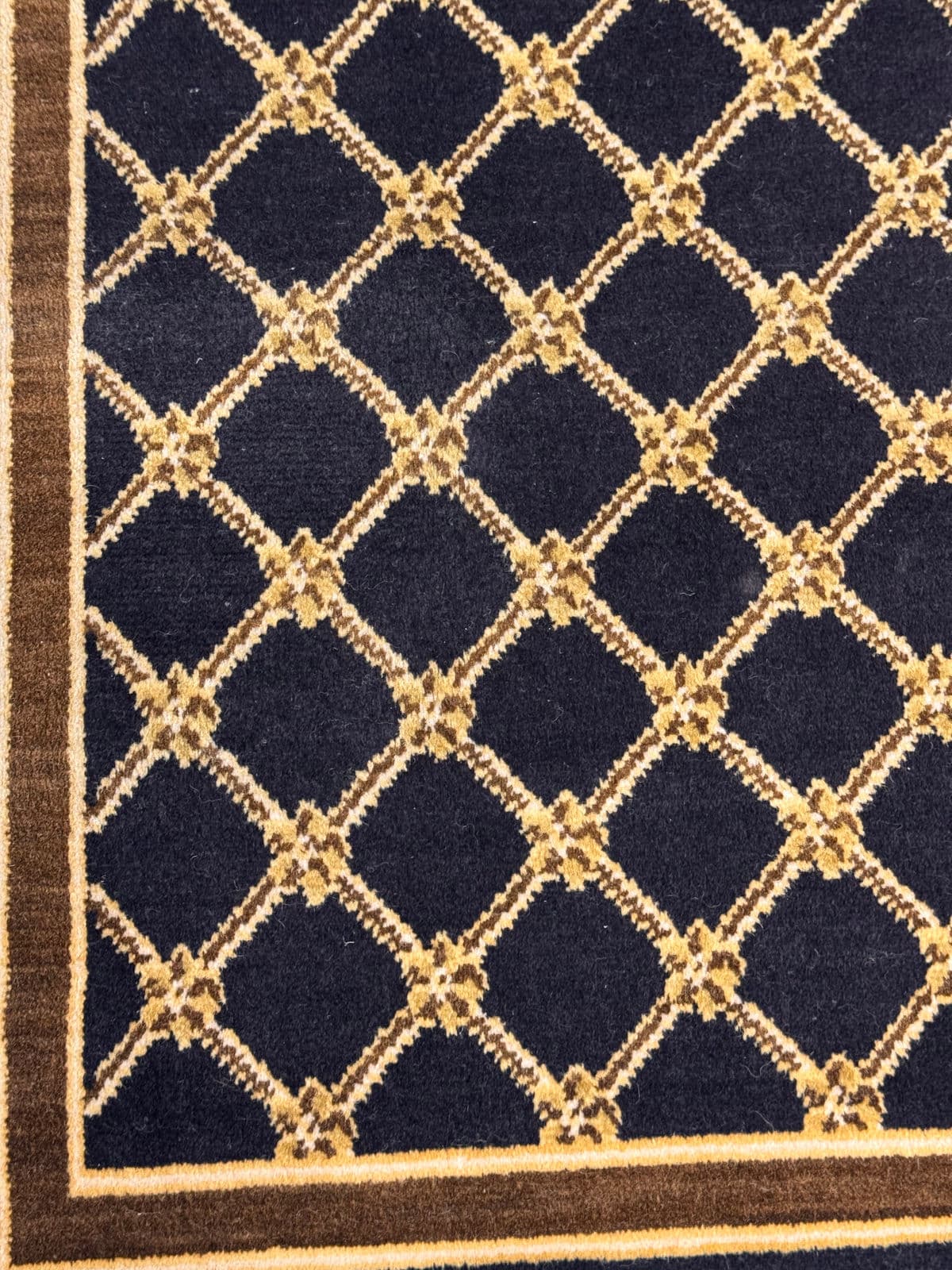 2ft 7in × 9ft 6in Karastan Wool Runner Rug - Thumbnail 9