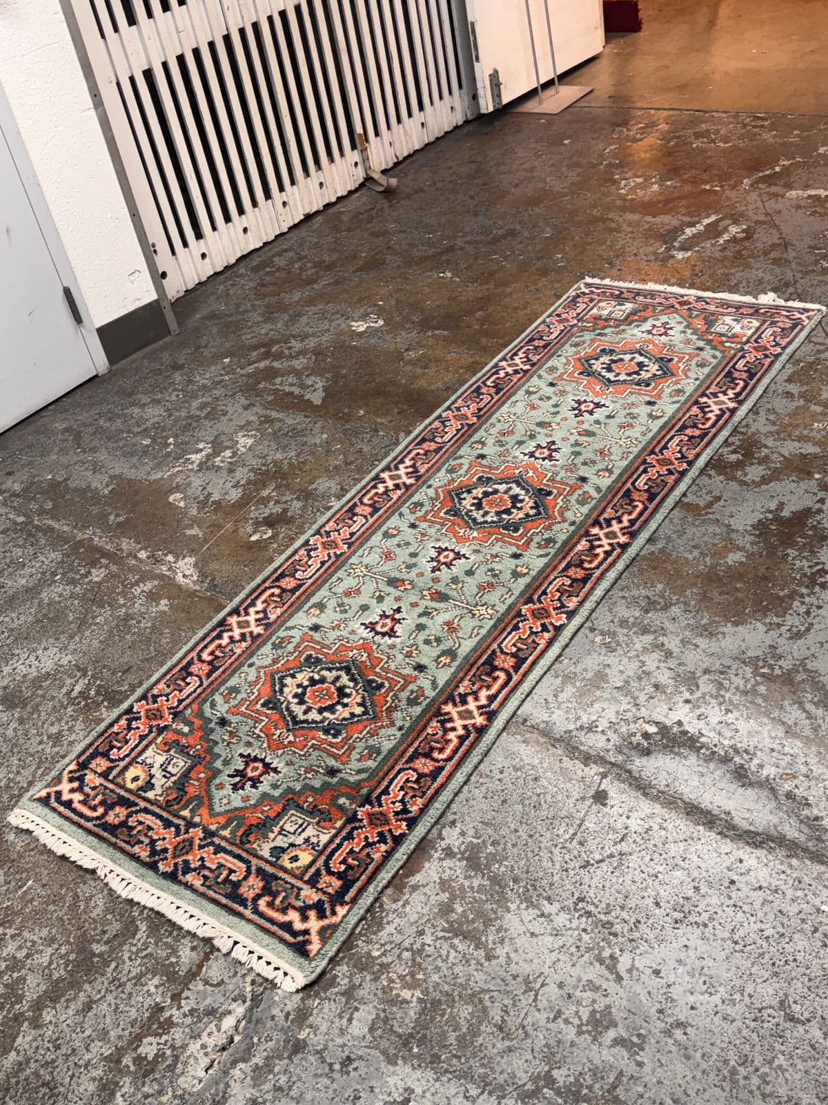 2ft 9in × 8ft 3in Vintage Wool Runner Rug - Thumbnail 3