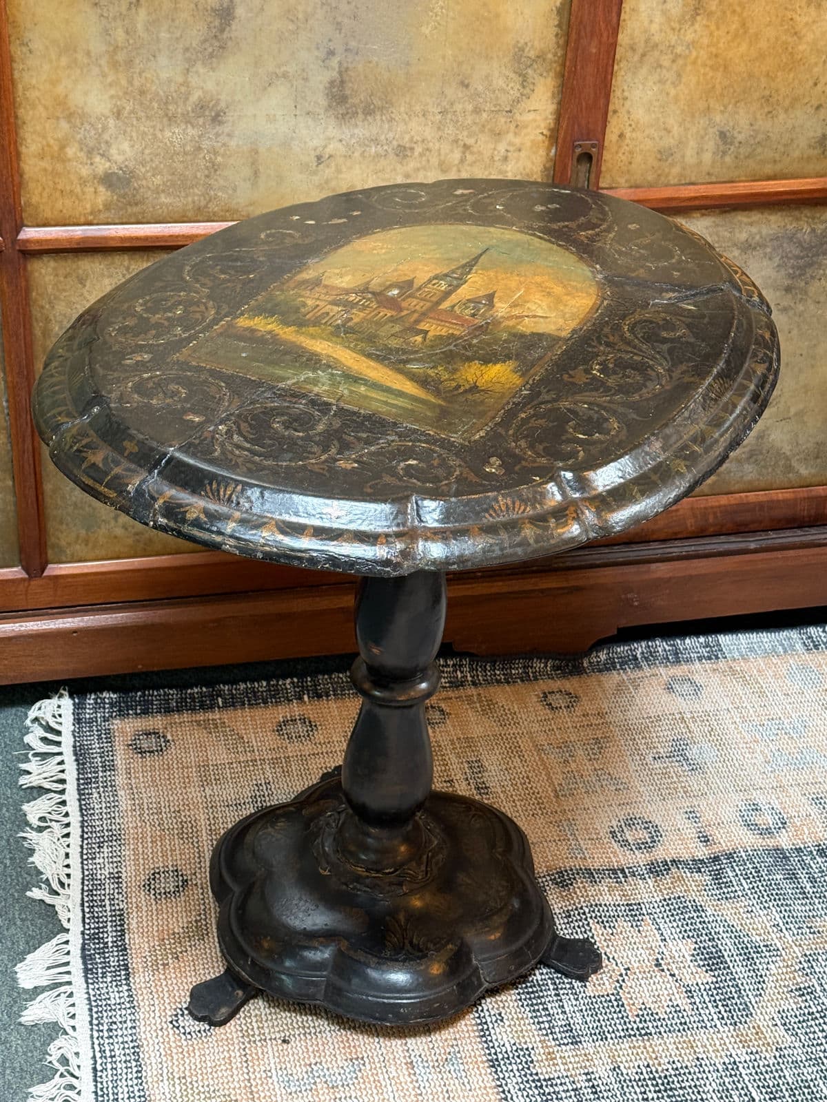 19th Century Victorian Tilt Top Pedestal Table - Thumbnail 3