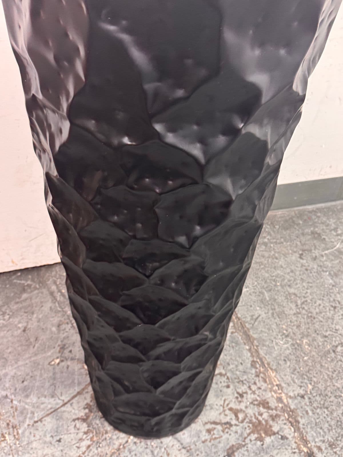 Vintage Hammered Planter, Black - Thumbnail 6