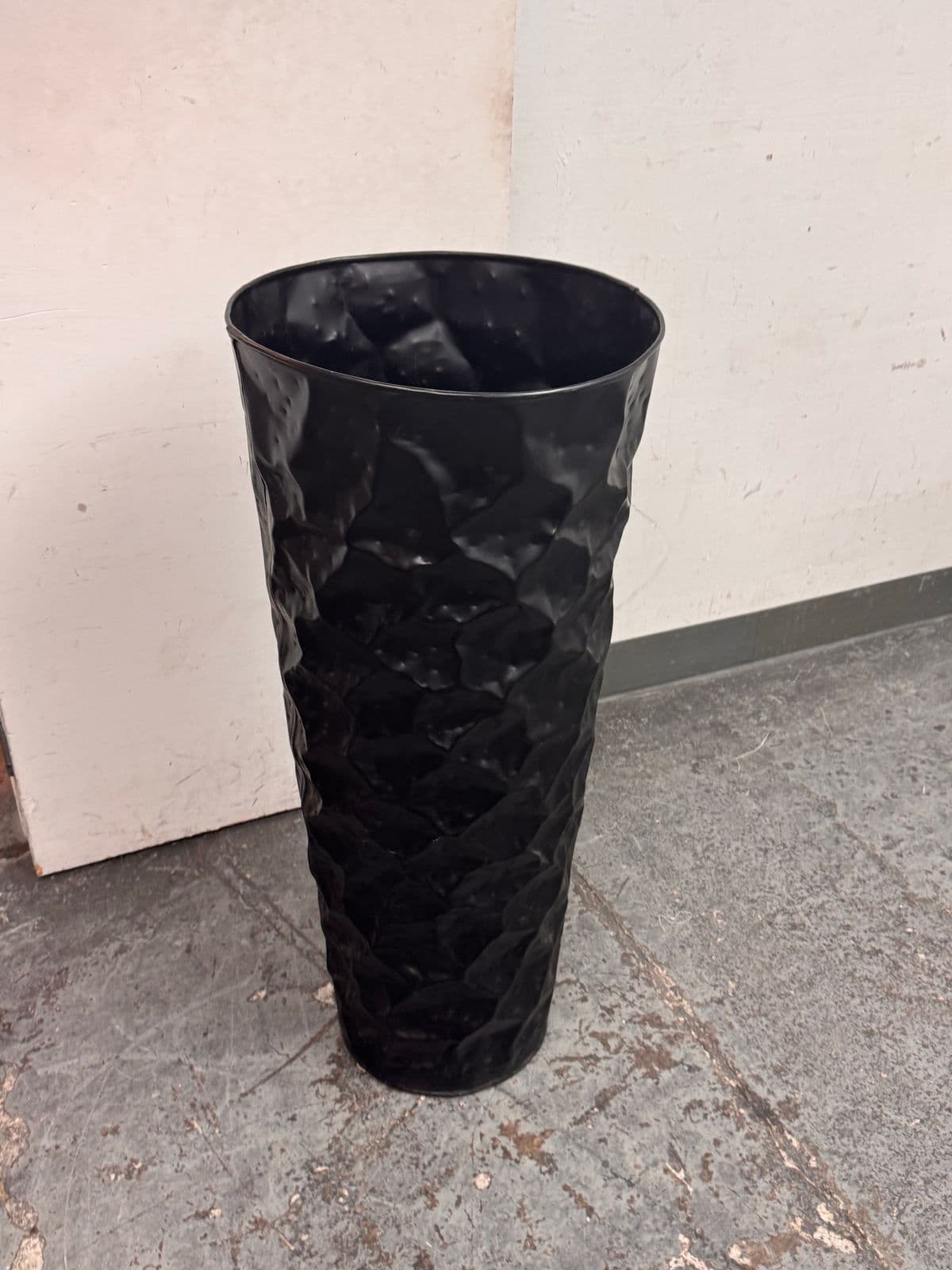 Vintage Hammered Planter, Black - Thumbnail 11