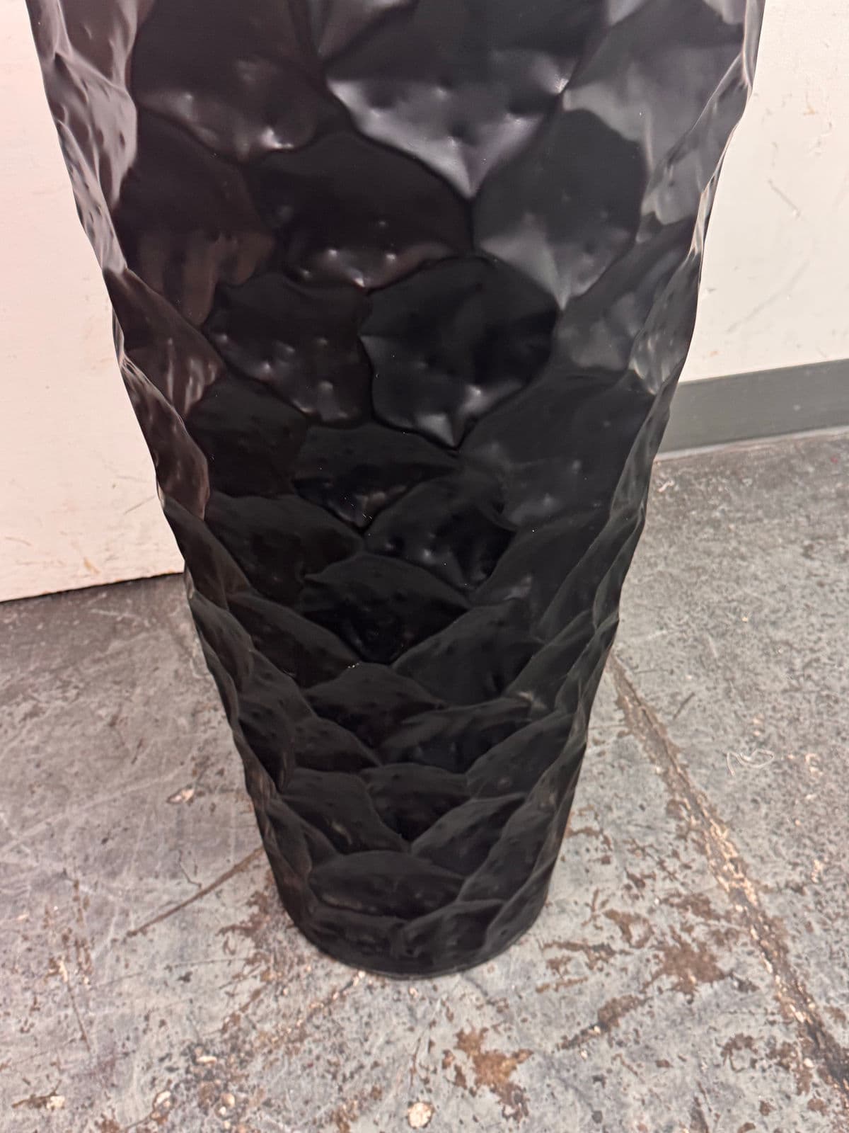 Vintage Hammered Planter, Black - Thumbnail 8