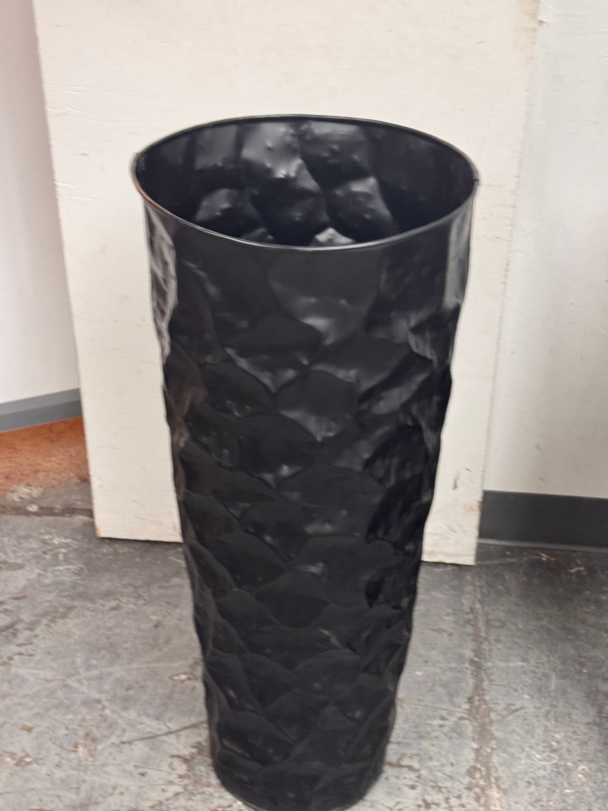 Vintage Hammered Planters, Pair - Thumbnail 11