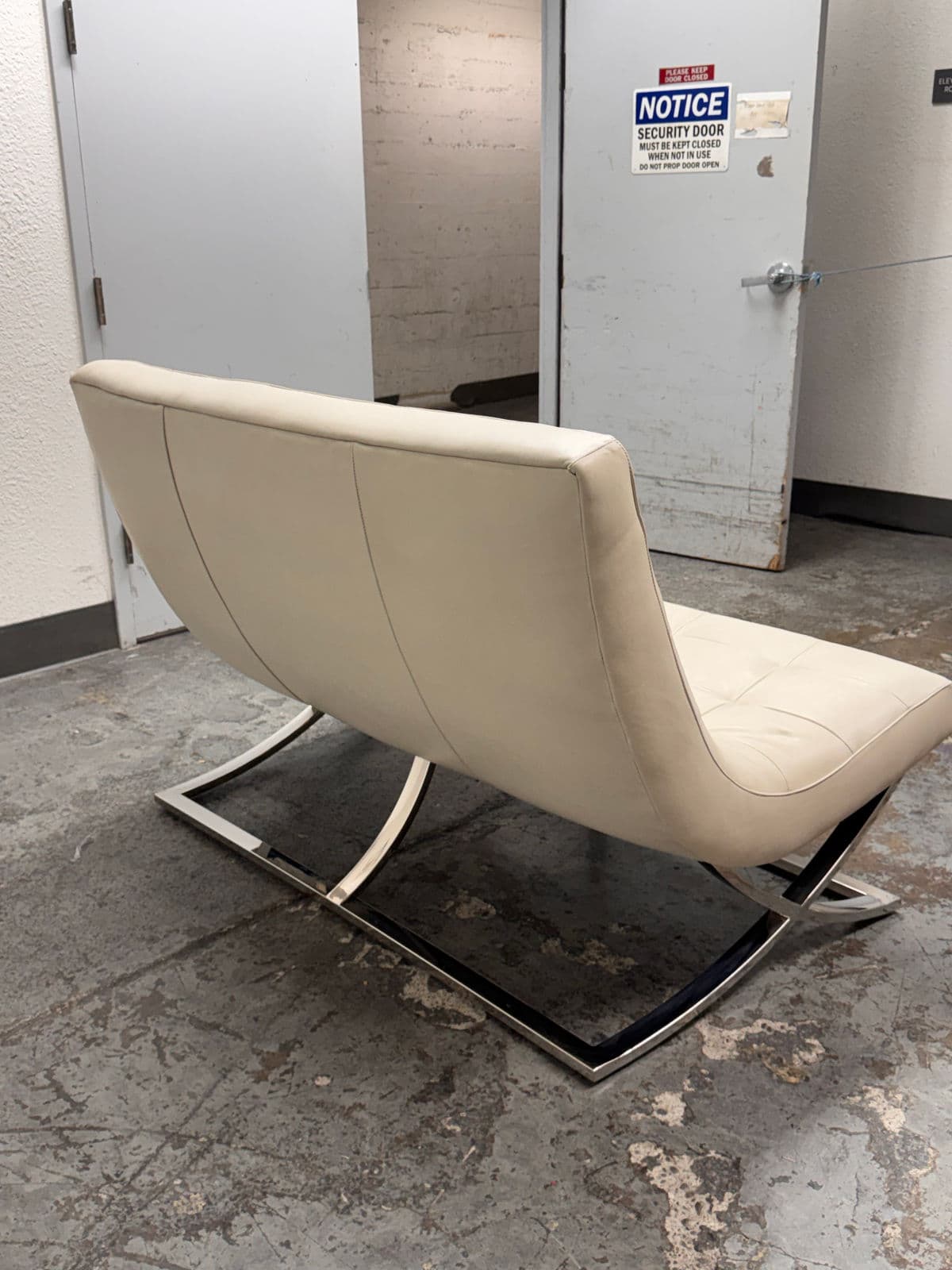 Williams-Sonoma James Leather Loveseat - Thumbnail 6