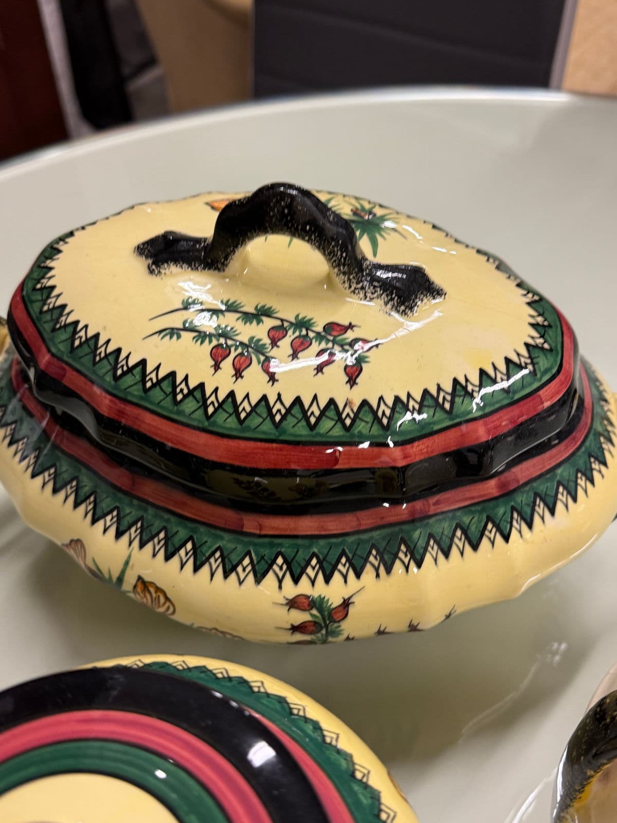 Circa 1983 Henriot Quimper French Faience Serve-Ware, Set of Thirty-One - Thumbnail 6