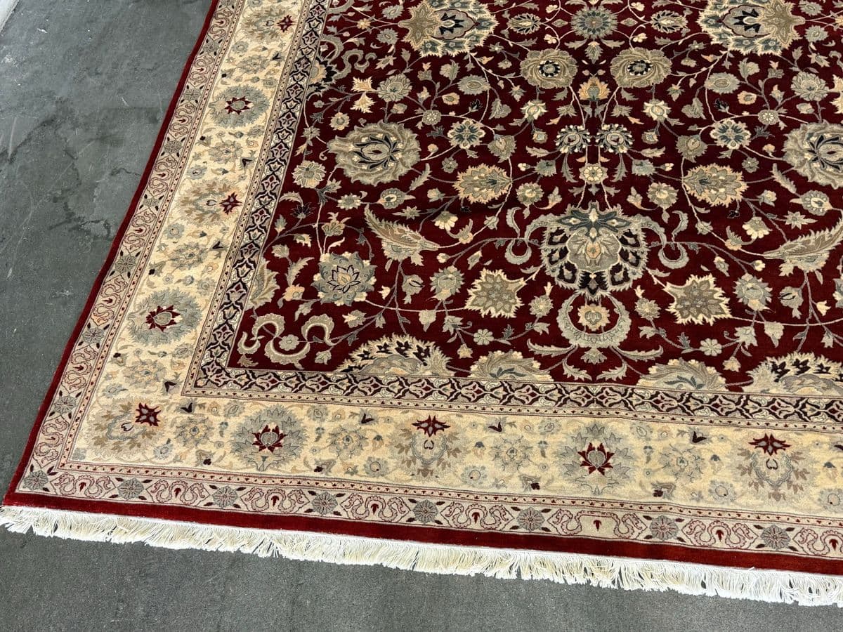 9ft 2in X 11ft 10in Kashan Persian Wool Area Rug - Thumbnail 8